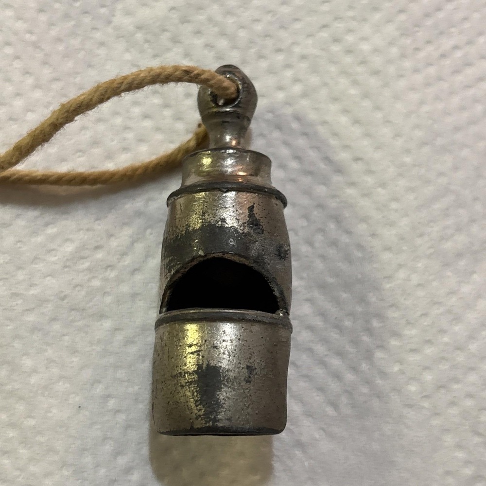 Atq 19th c. Silver Metal Pig Nose Police Coach Fire Round Pillar Whistle Train